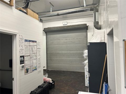 Tiny photo for 920 N Pine Avenue, Ocala, FL 34475 (MLS # OM698093)