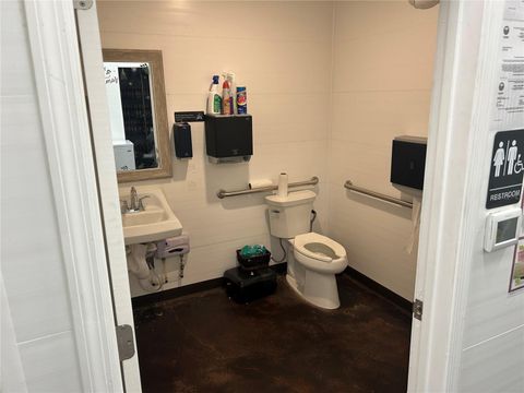 Tiny photo for 920 N Pine Avenue, Ocala, FL 34475 (MLS # OM698093)