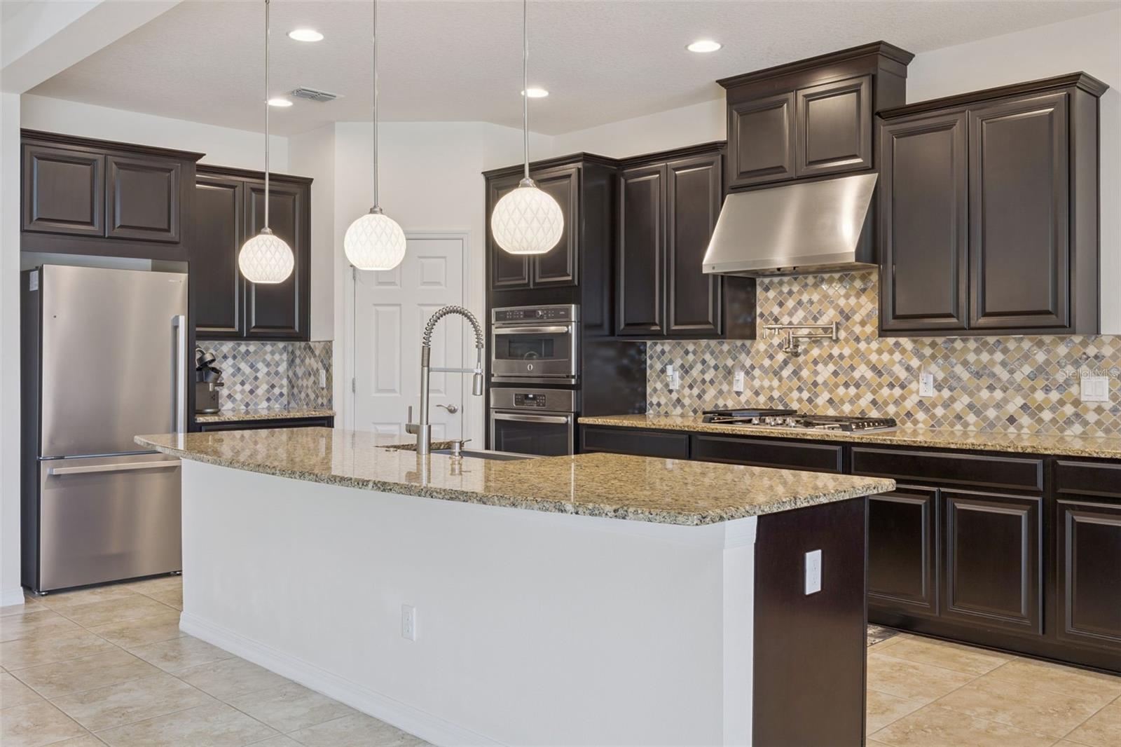 CYPRESS RESERVE - Residential