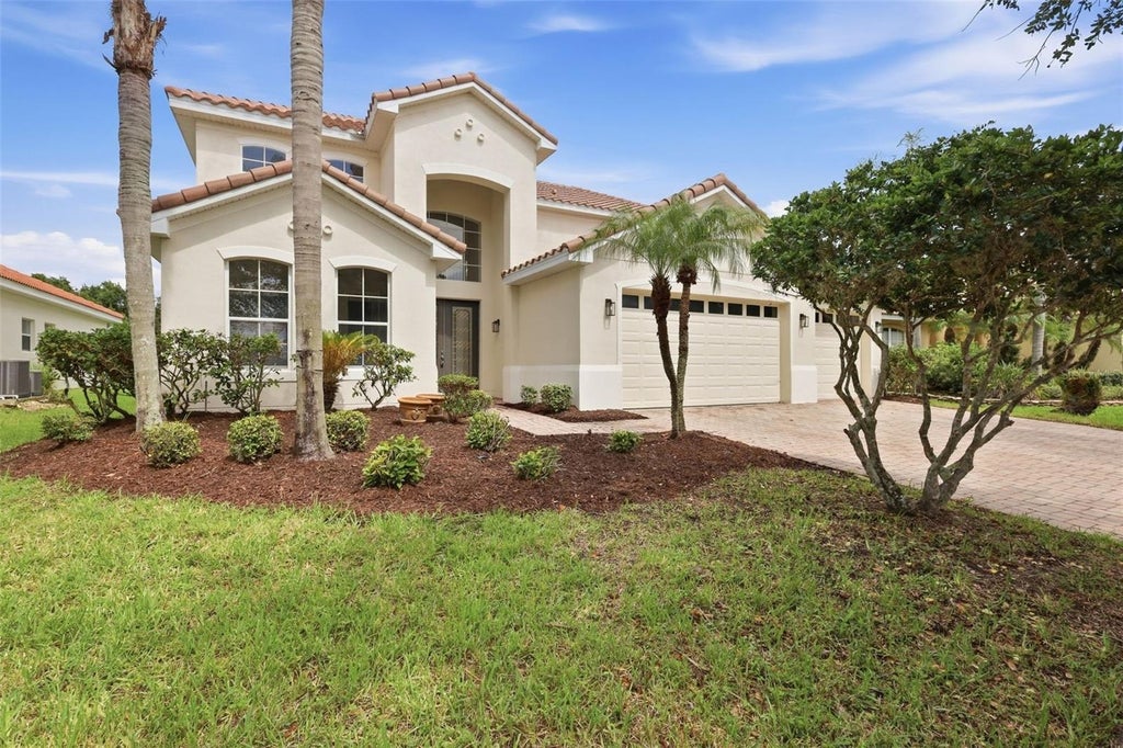 Photo of 3519 Sunset Isles Boulevard, Kissimmee, FL 34746 (MLS # O6401926)