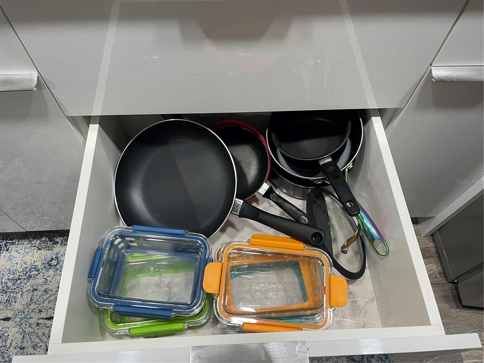 PARADISE LAKES RESORT CONDO - Residential