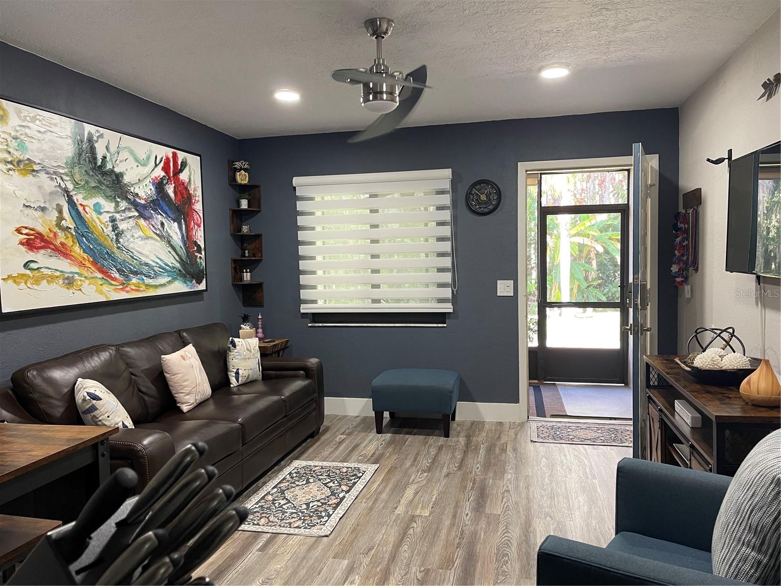 PARADISE LAKES RESORT CONDO - Residential