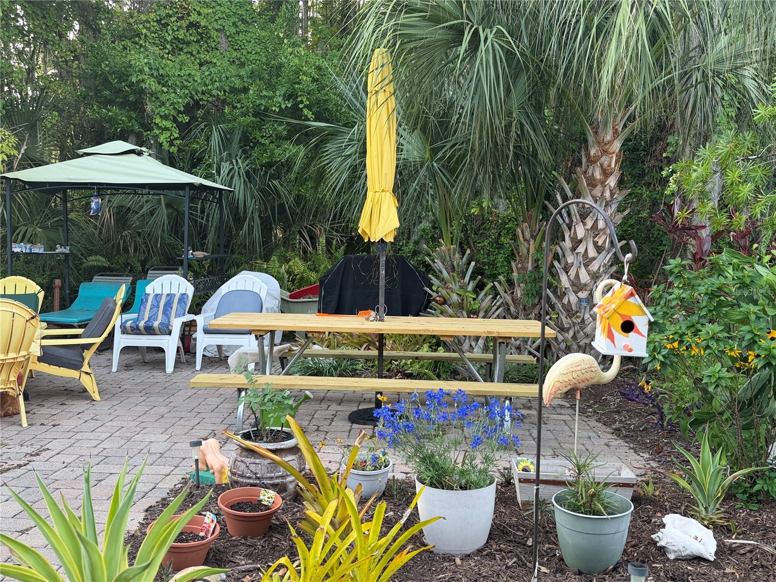 PARADISE LAKES RESORT CONDO - Residential