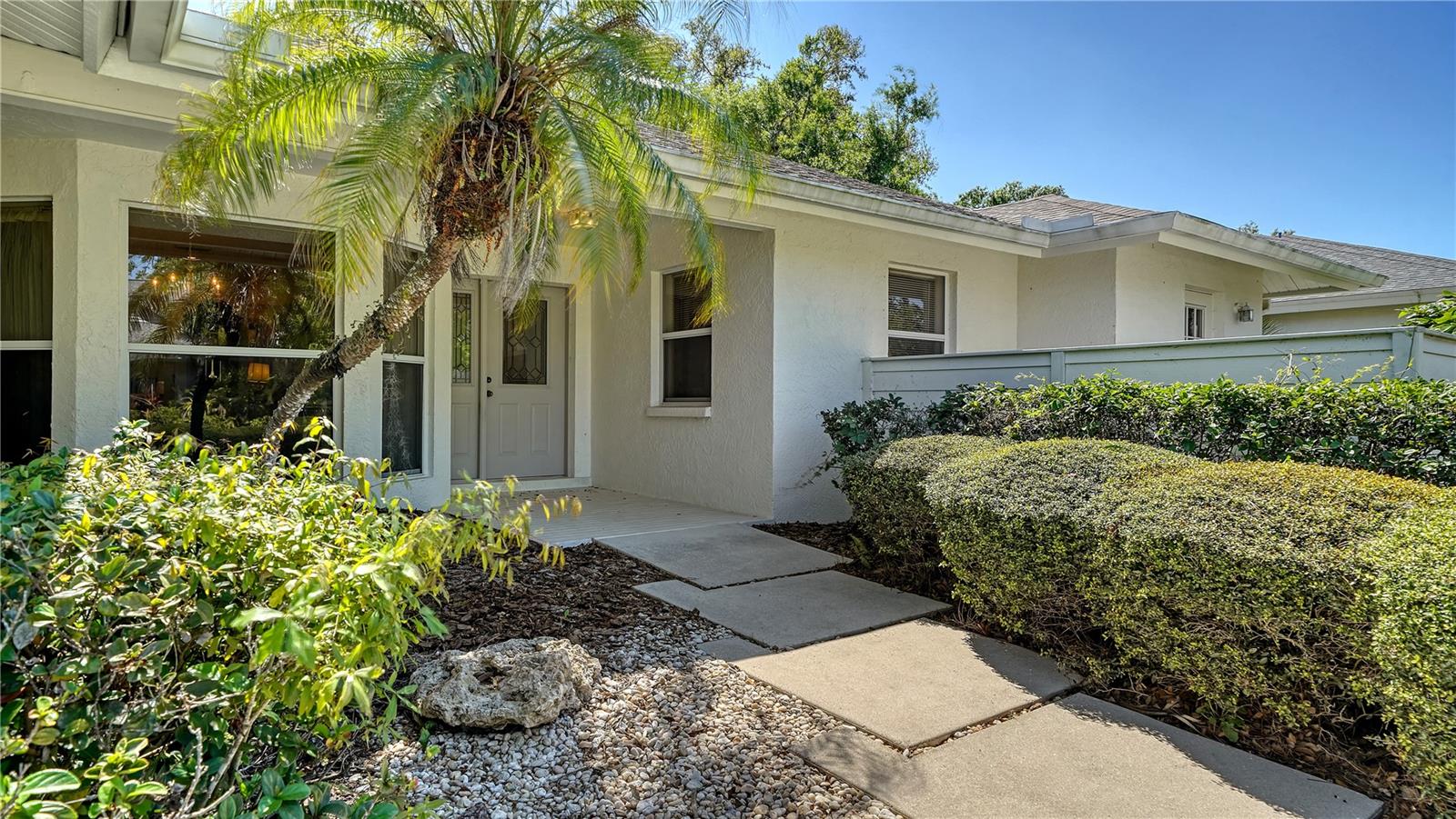 4420 OAK VIEW DRIVE