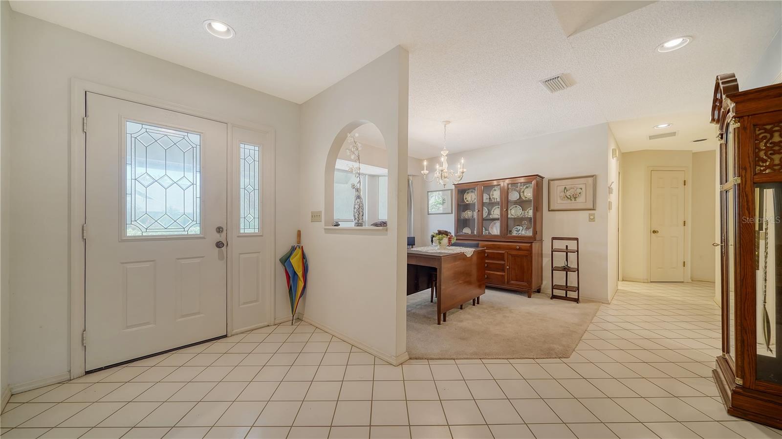 4420 OAK VIEW DRIVE