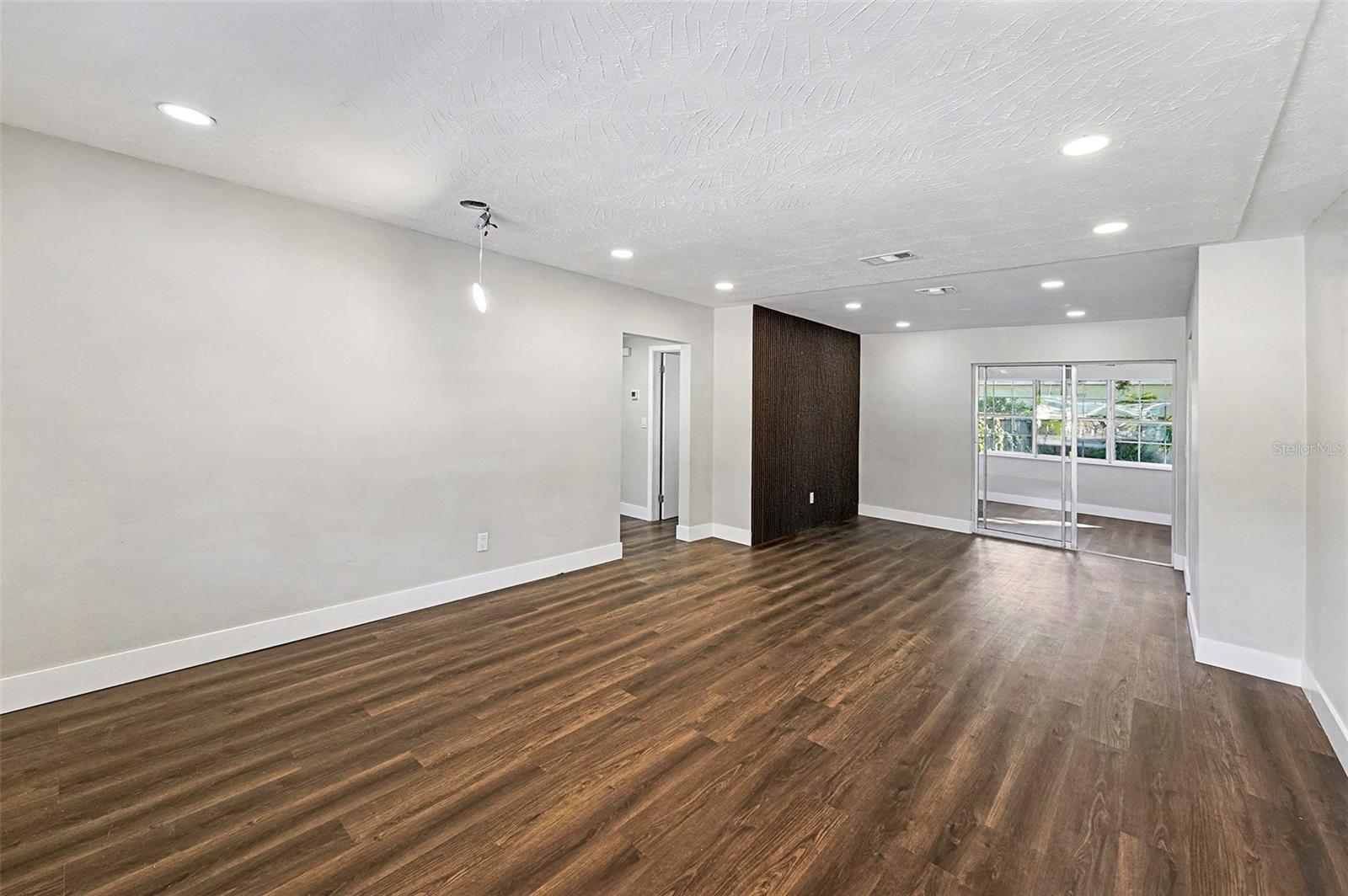 PINE DELL - Residential Lease