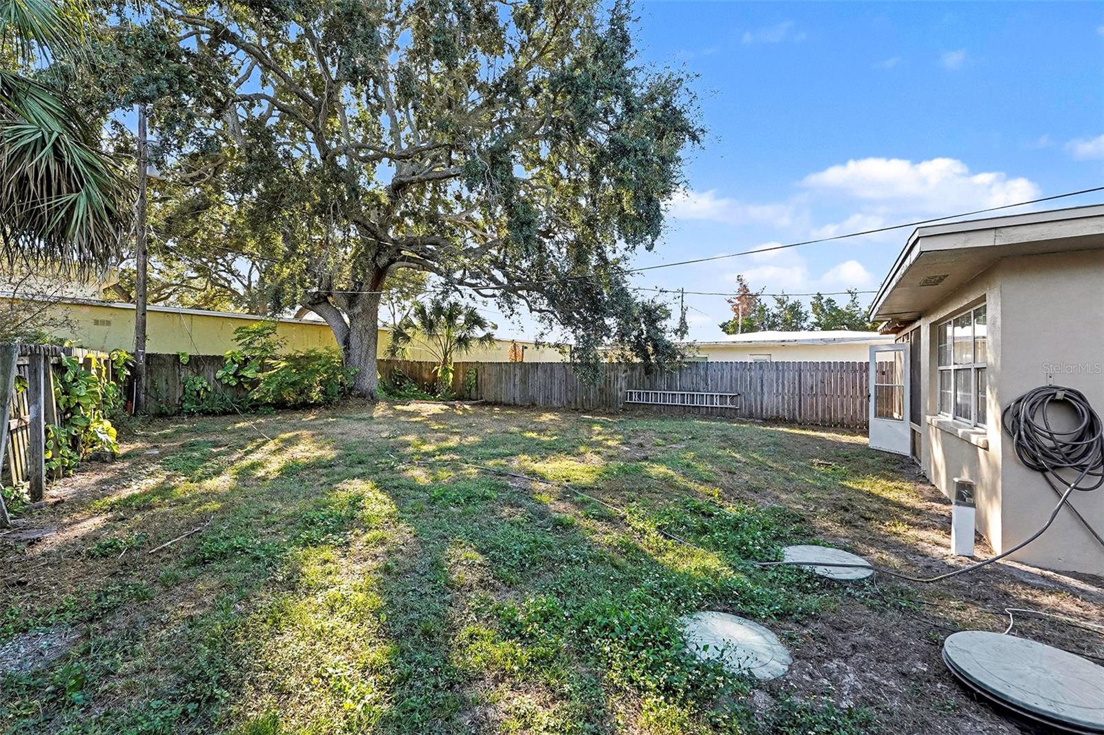 PINE DELL - Residential Lease