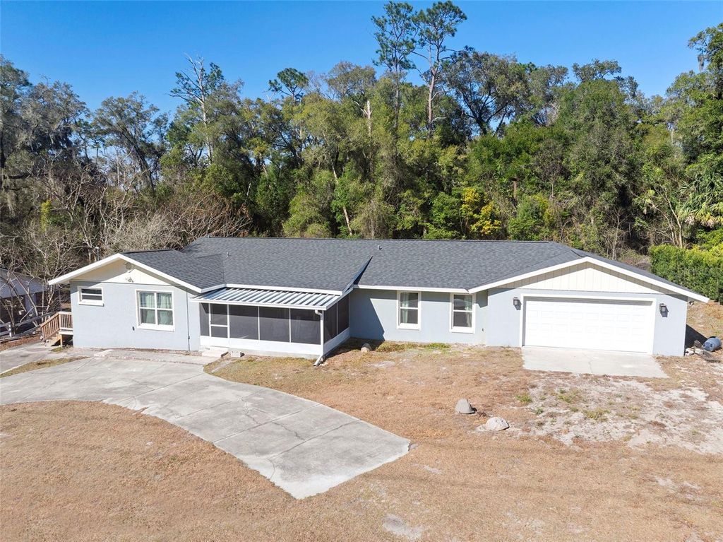 Photo of 1049 W New York Avenue, Orange City, FL 32763 (MLS # V4947294)