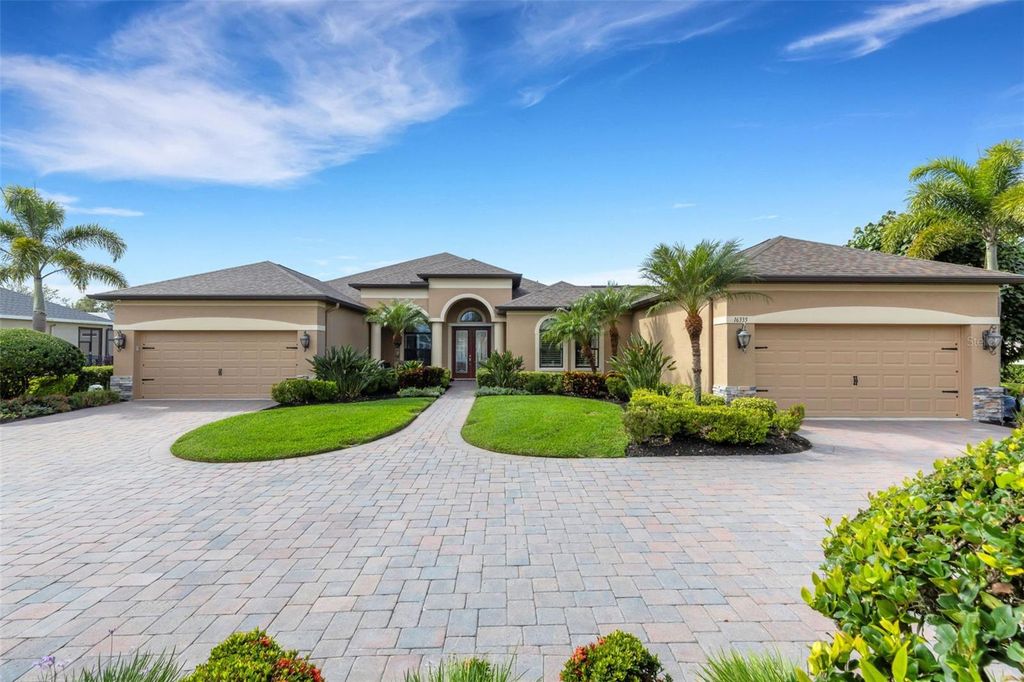 Photo of 16335 26th Street E, Parrish, FL 34219 (MLS # A4670868)