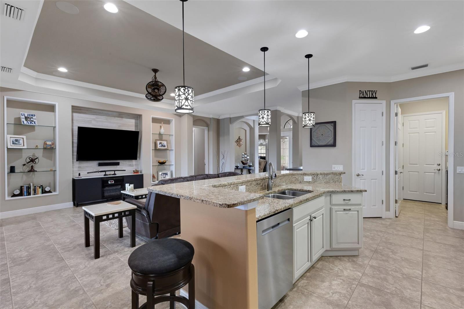 TWIN RIVERS PH IV - Residential