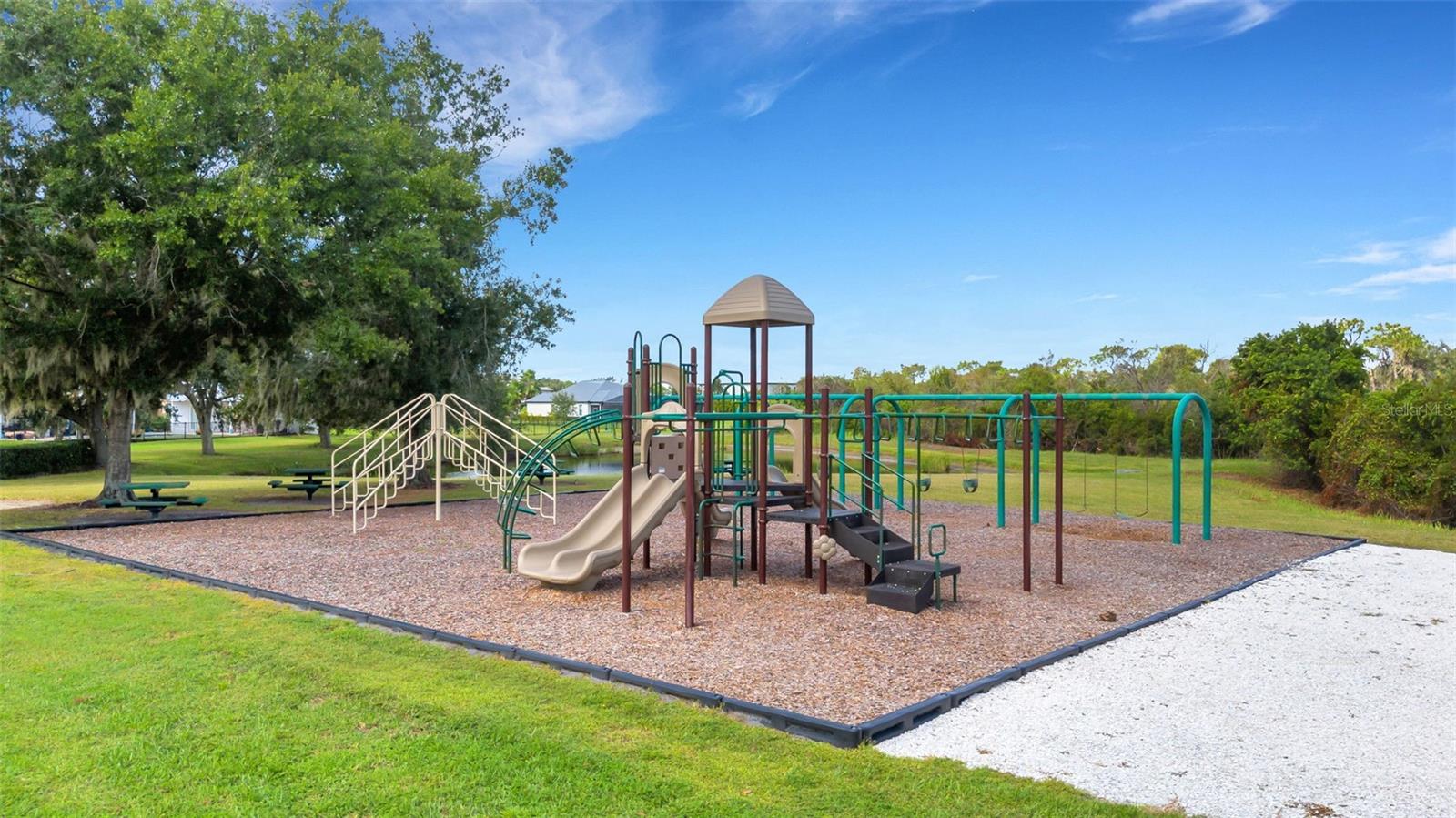 TWIN RIVERS PH IV - Residential