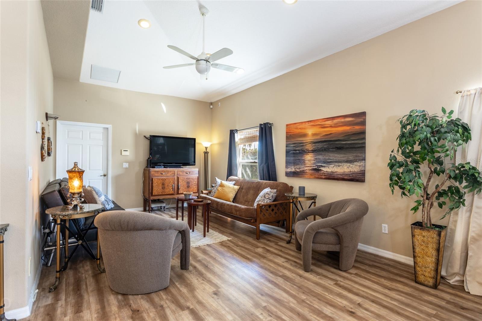 ORMOND BEACH PARK - Residential