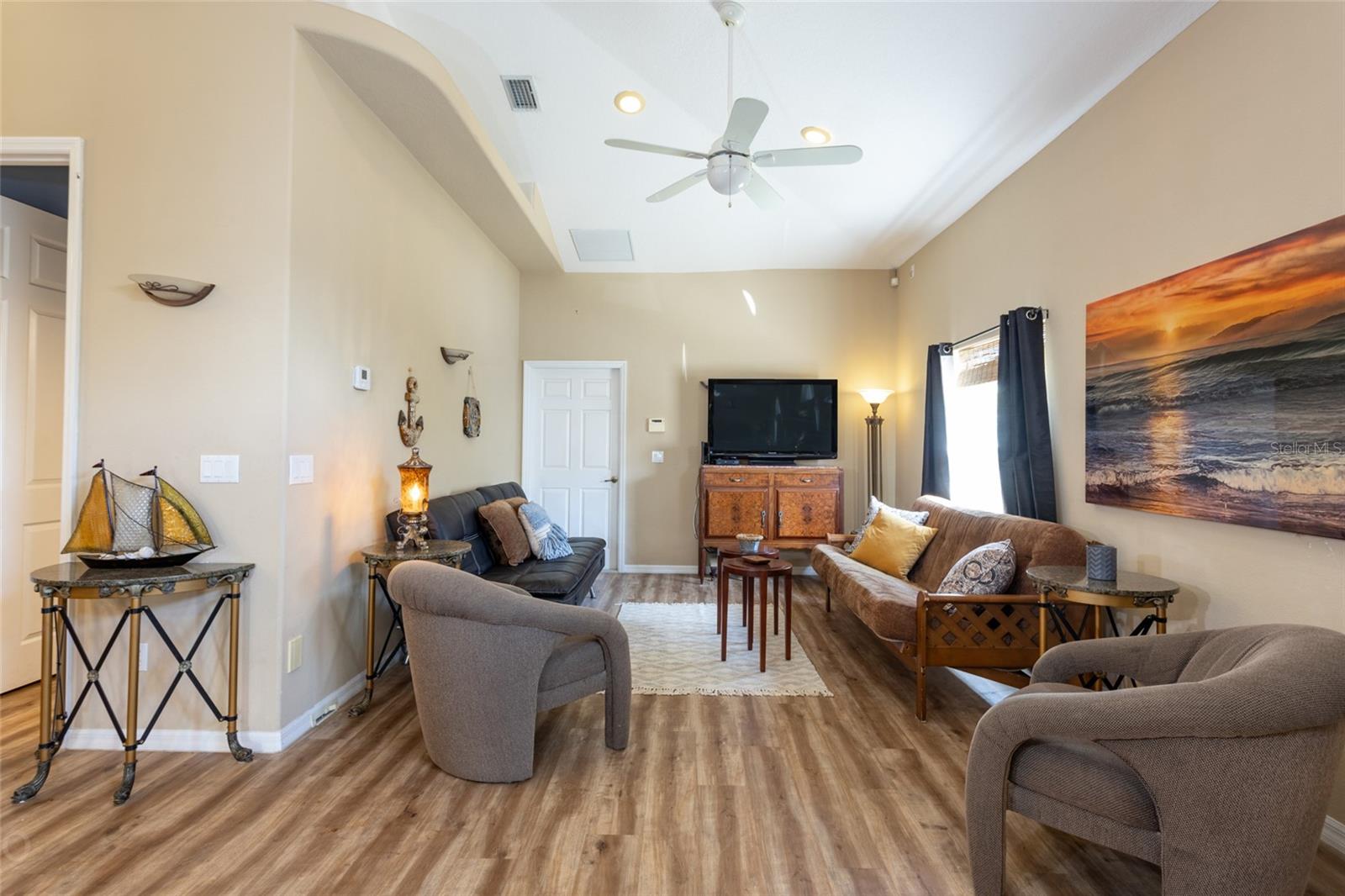 ORMOND BEACH PARK - Residential