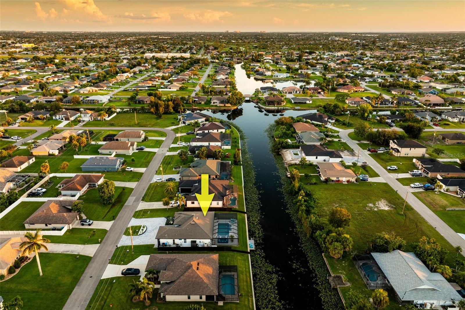CAPE CORAL - Residential