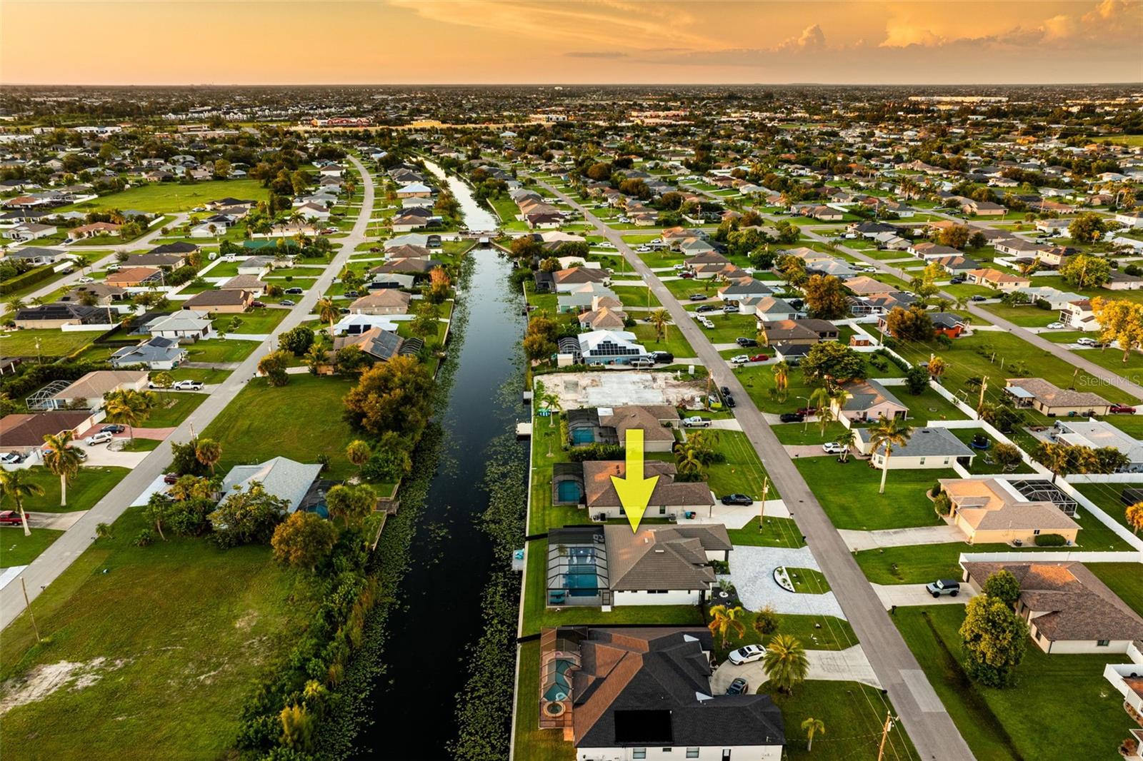 CAPE CORAL - Residential