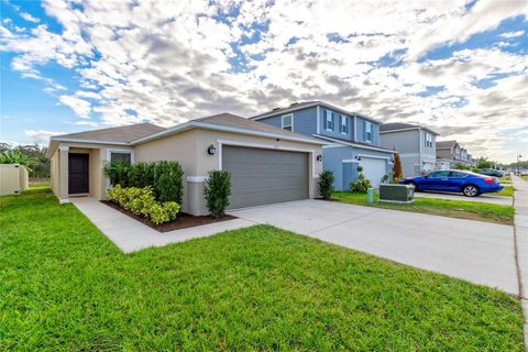 A home in DAVENPORT