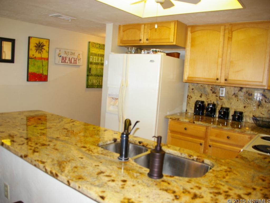 Sunrise Condo - Residential