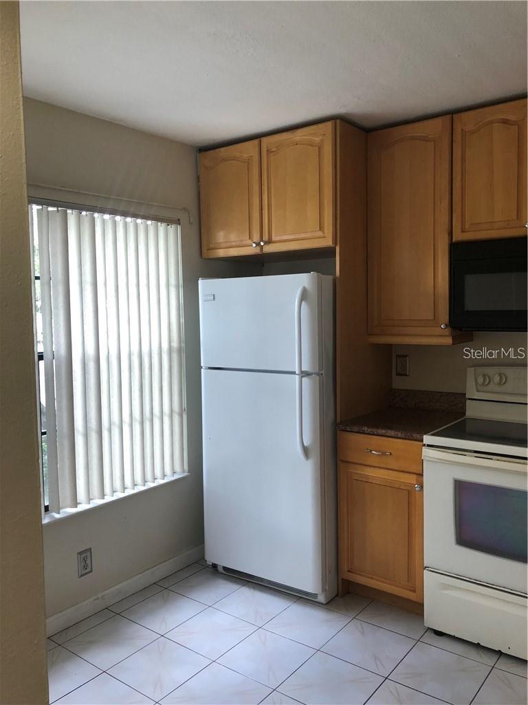 PINE RIDGE CLUB VILLAGE 1 PH 1 BLDG 8 - Residential Lease