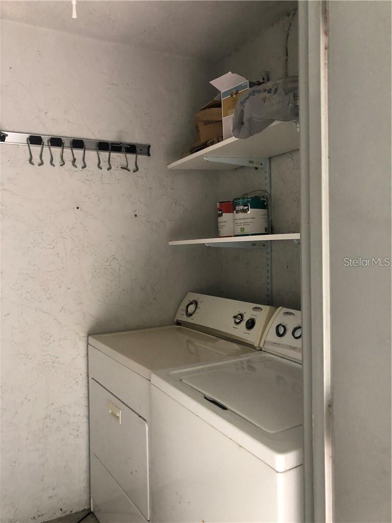 PINE RIDGE CLUB VILLAGE 1 PH 1 BLDG 8 - Residential Lease