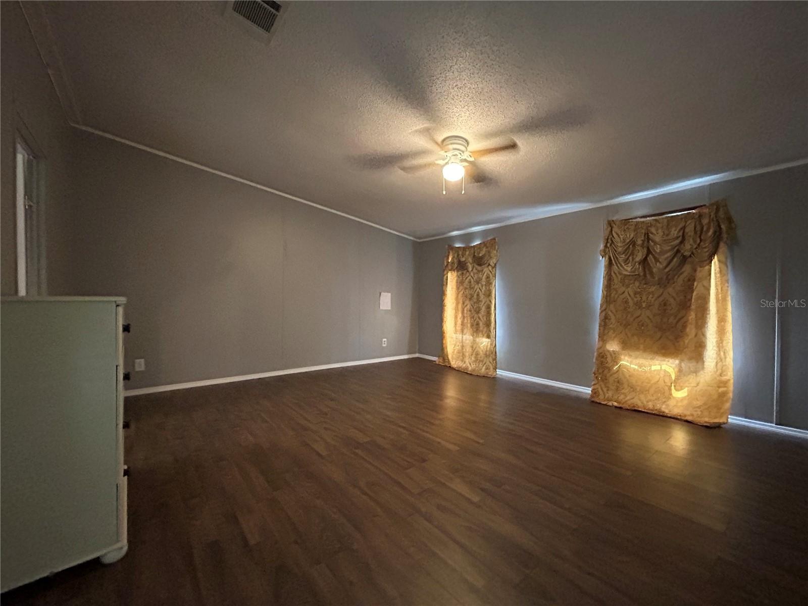 COUNTRY TRAILS PH 05 - Residential