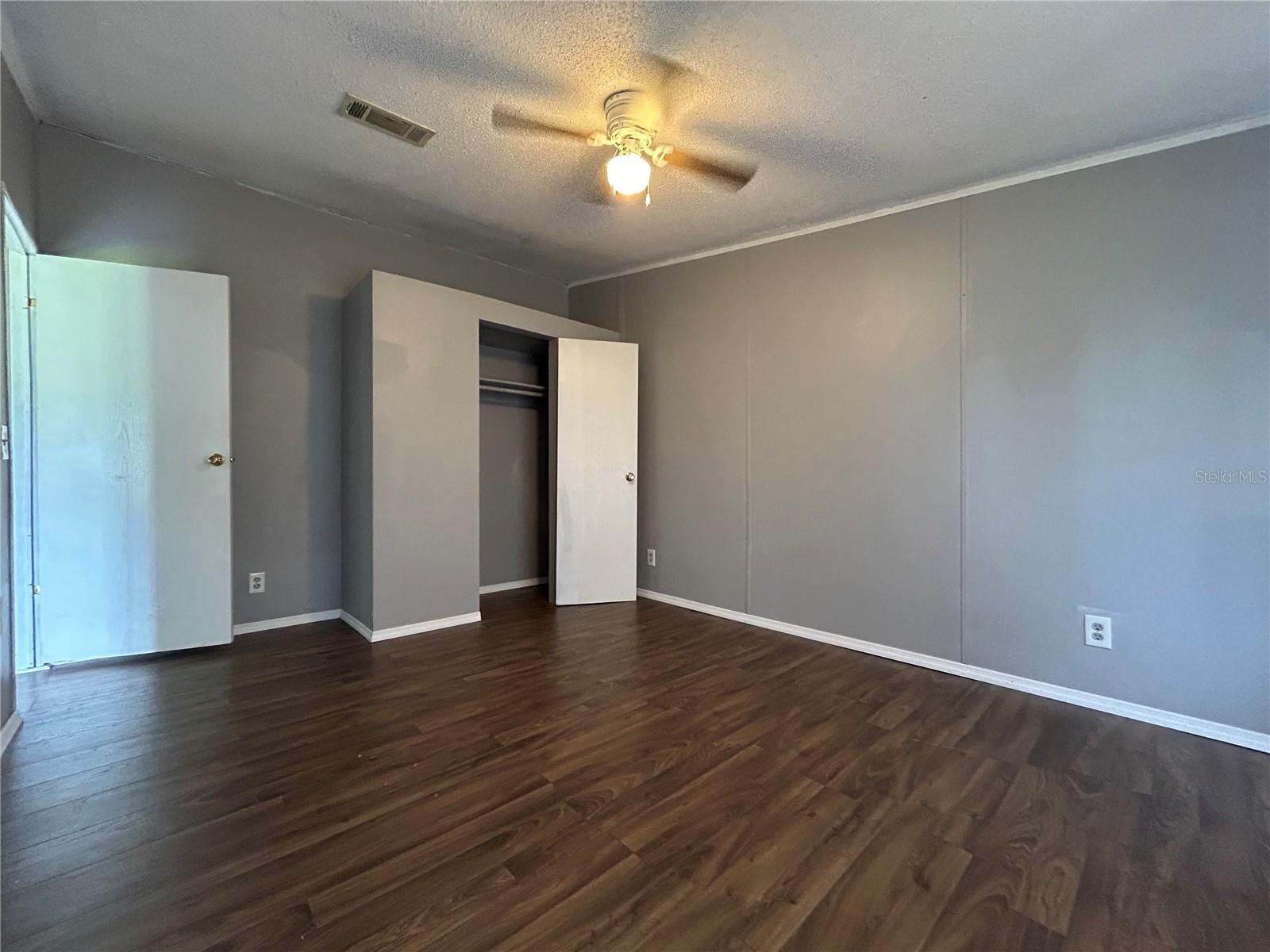 COUNTRY TRAILS PH 05 - Residential