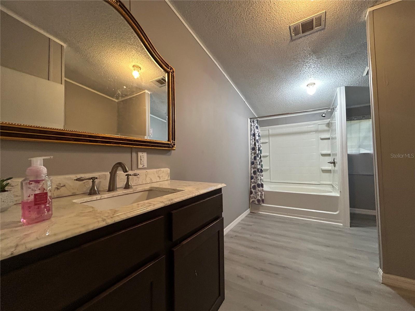 COUNTRY TRAILS PH 05 - Residential