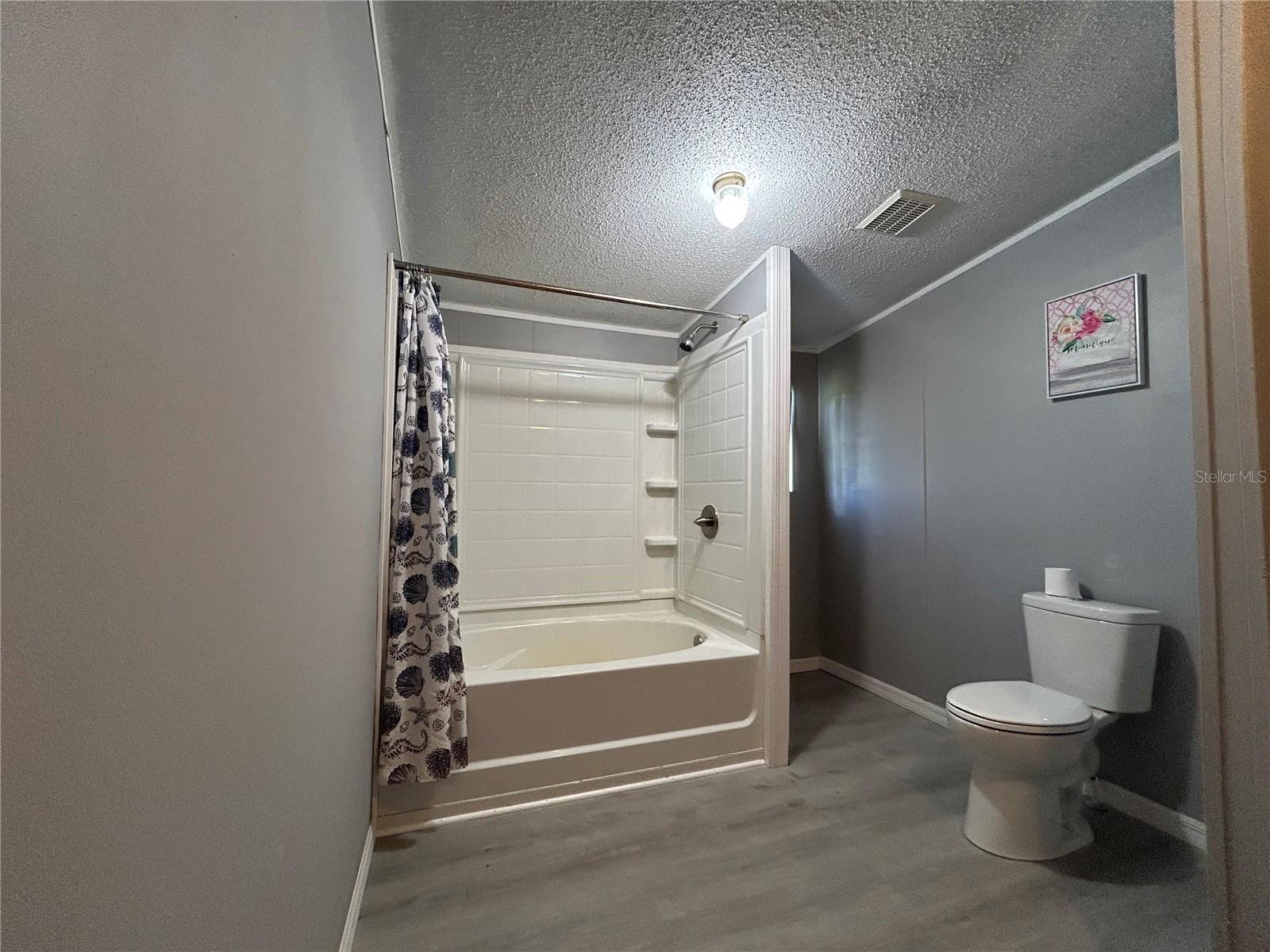 COUNTRY TRAILS PH 05 - Residential