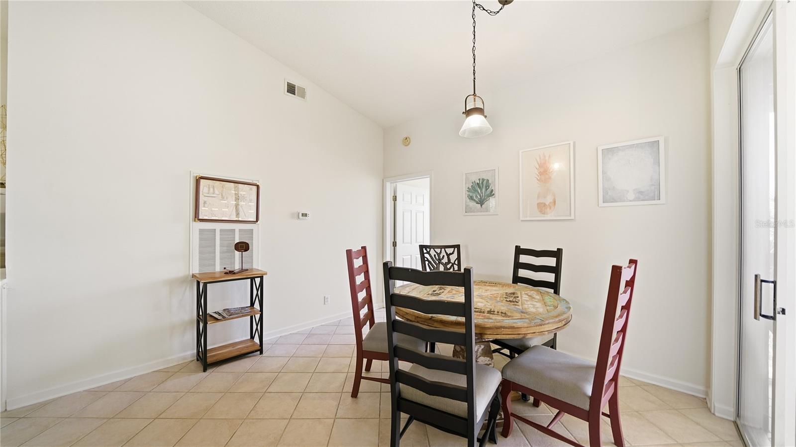 GREENS CONDO - Residential