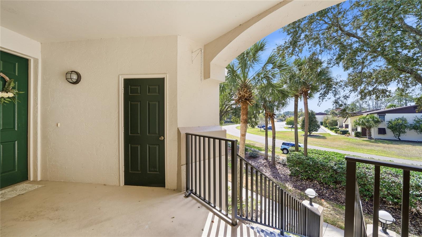 GREENS CONDO - Residential