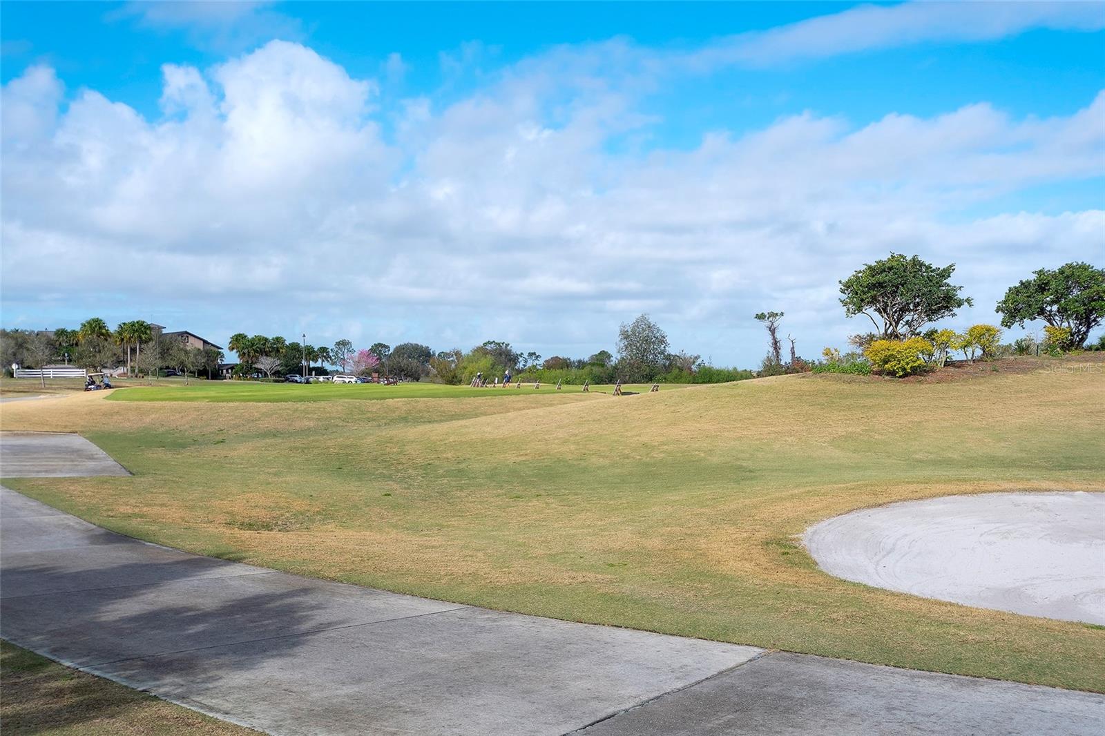 COUNTRY CLUB EAST - Residential