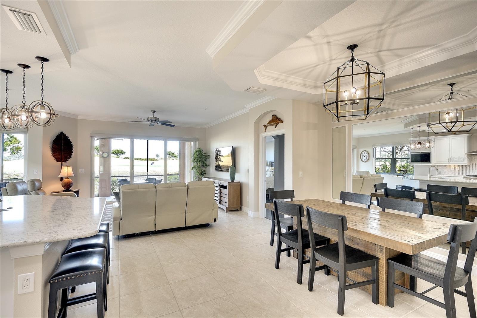 COUNTRY CLUB EAST - Residential