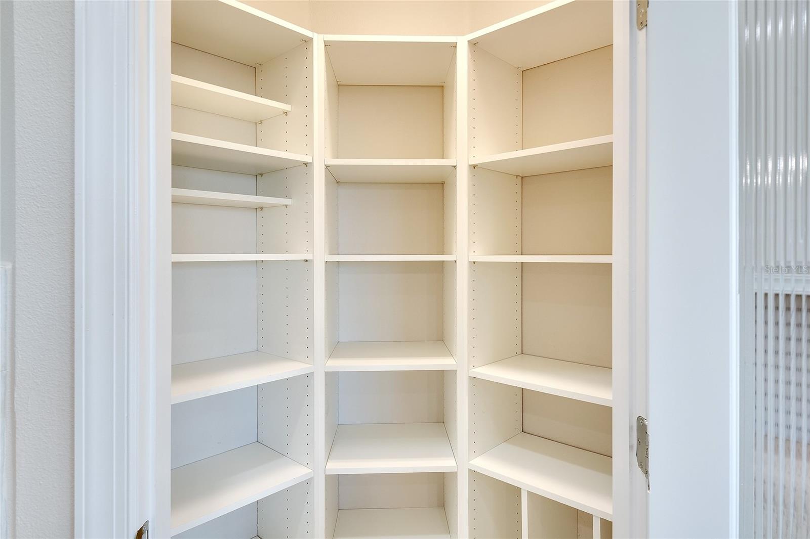 COUNTRY CLUB EAST - Residential