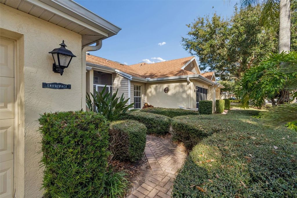 Photo of 2504 New Haven Circle, Sun City Center, FL 33573 (MLS # TB8466066)