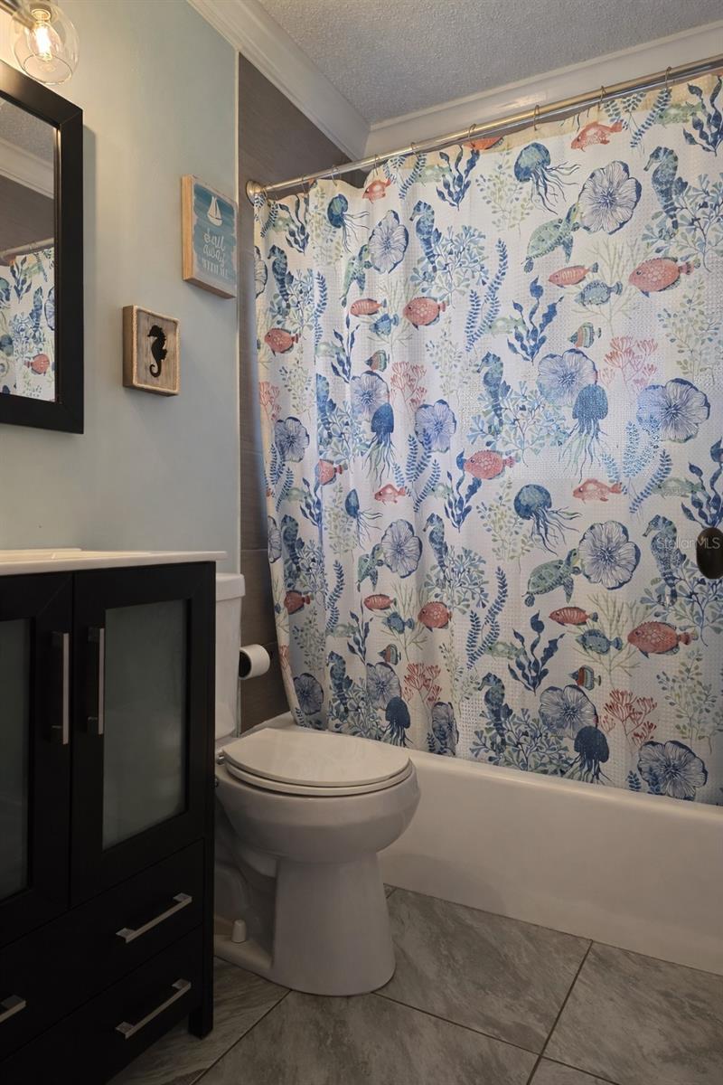 SOUTH VENICE - Residential