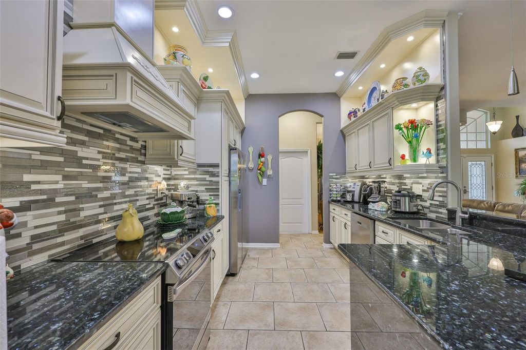 Photo of 834 Innergary Place, Valrico, FL 33594 (MLS # TB8406896)