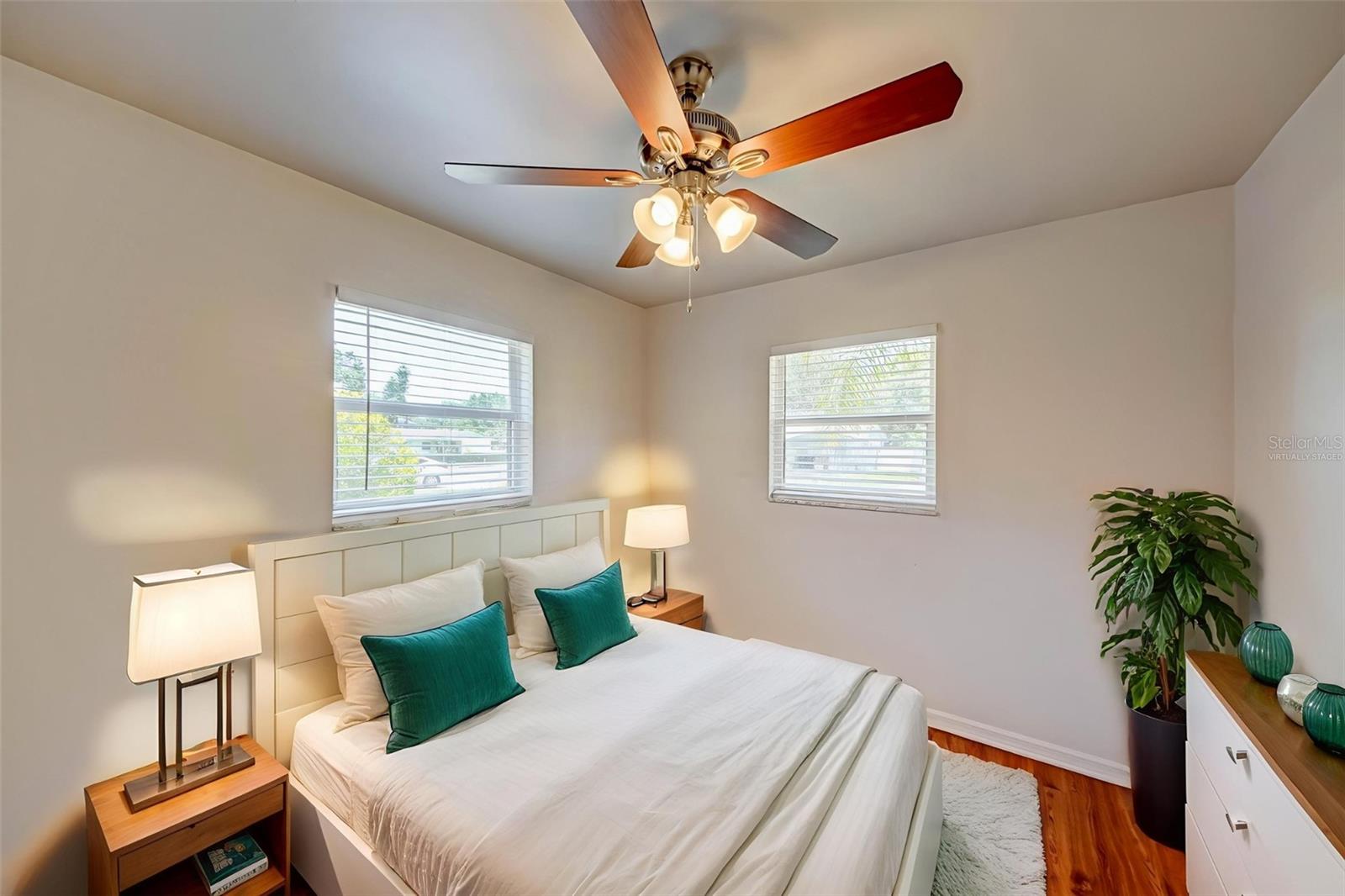 WEKIWA MANOR SEC 03 - Residential