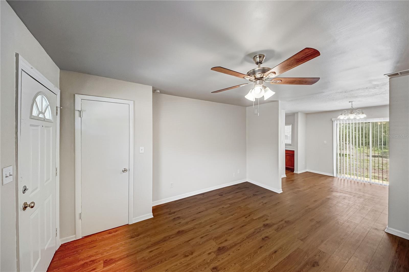 WEKIWA MANOR SEC 03 - Residential