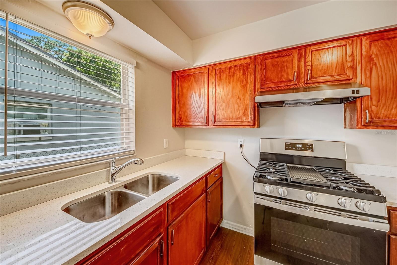 WEKIWA MANOR SEC 03 - Residential