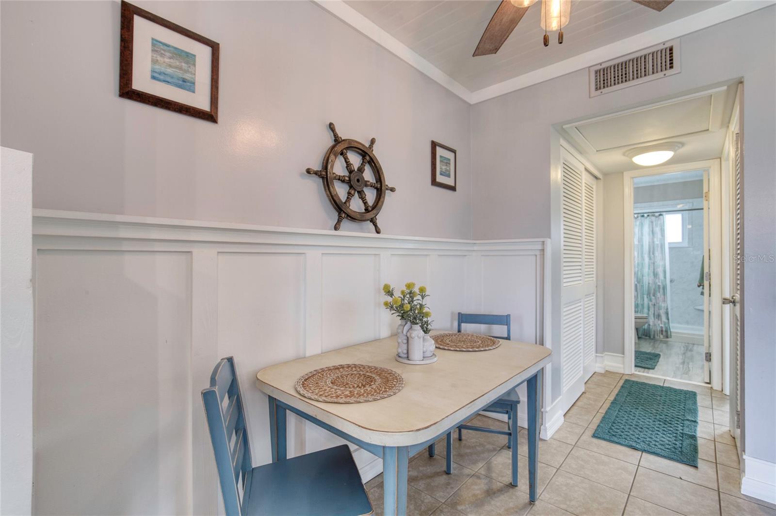 DAYTONA BEACH HARBOUR APTS - Residential