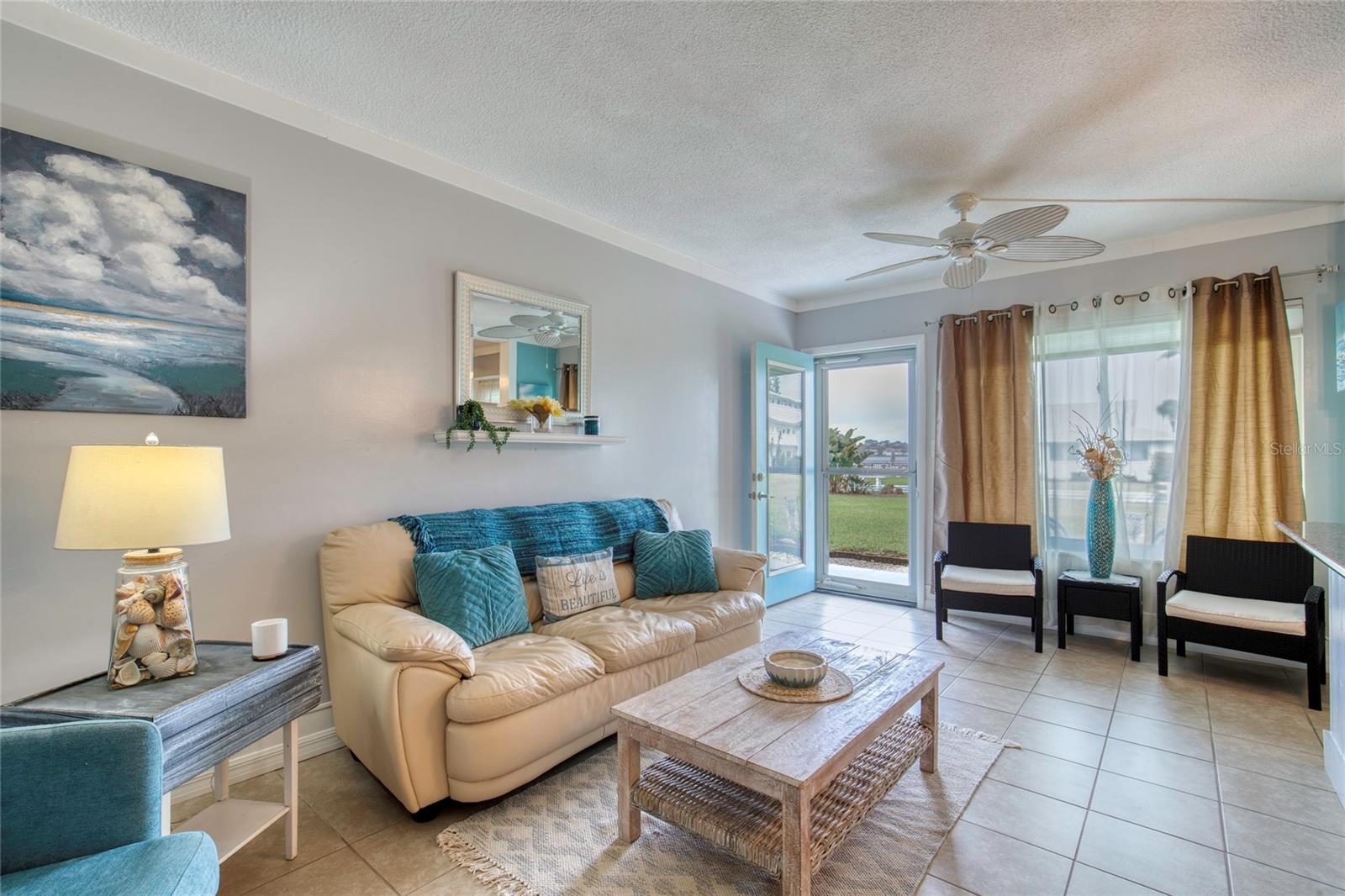 DAYTONA BEACH HARBOUR APTS - Residential