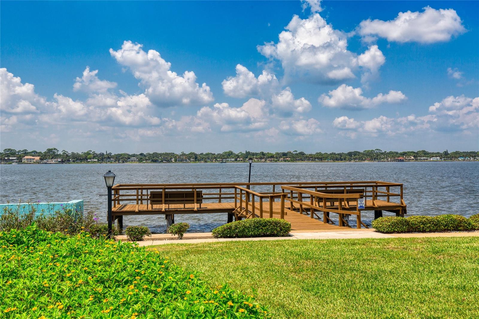 DAYTONA BEACH HARBOUR APTS - Residential