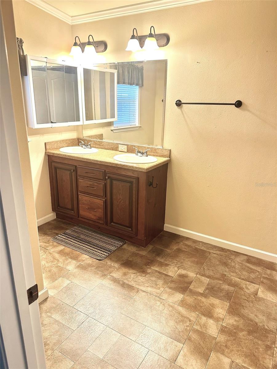 CLEARWATER CASCADE M/H PARK UNREC - Residential