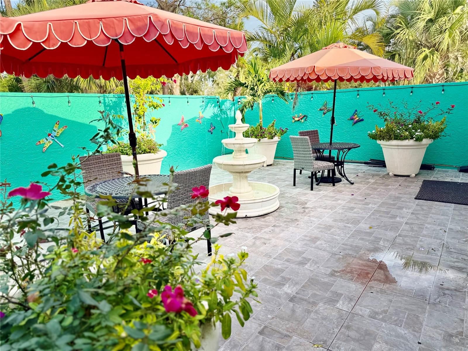 511 LAKESIDE DRIVE 511