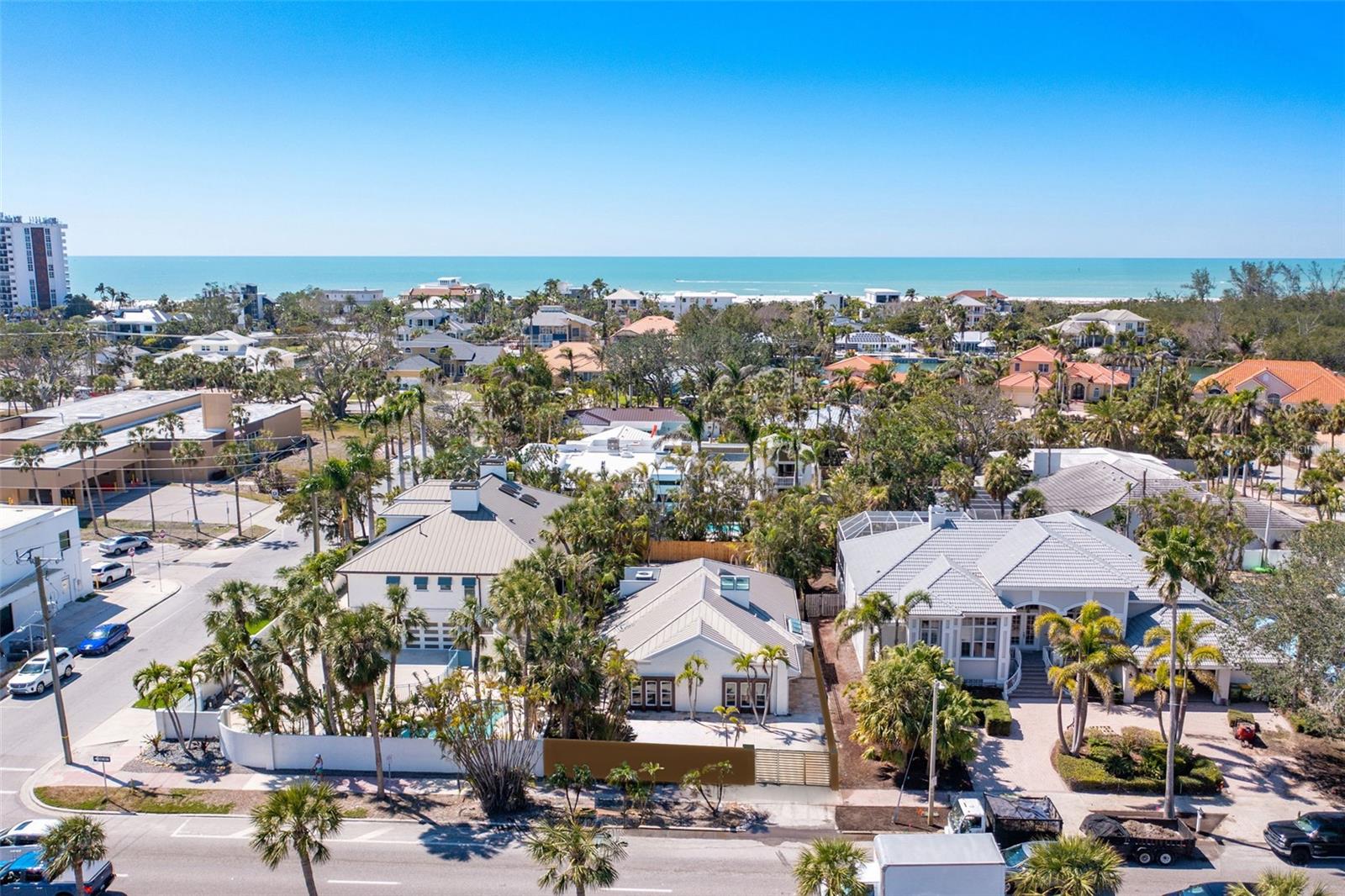 115 N BLVD OF THE PRESIDENTS