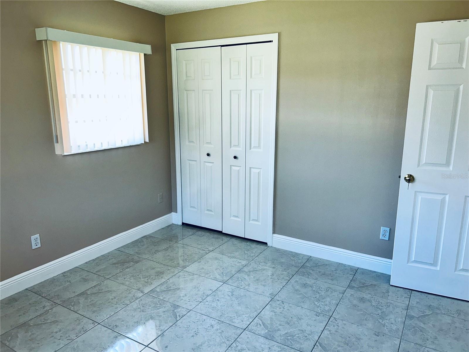 DOVER MANOR - Residential