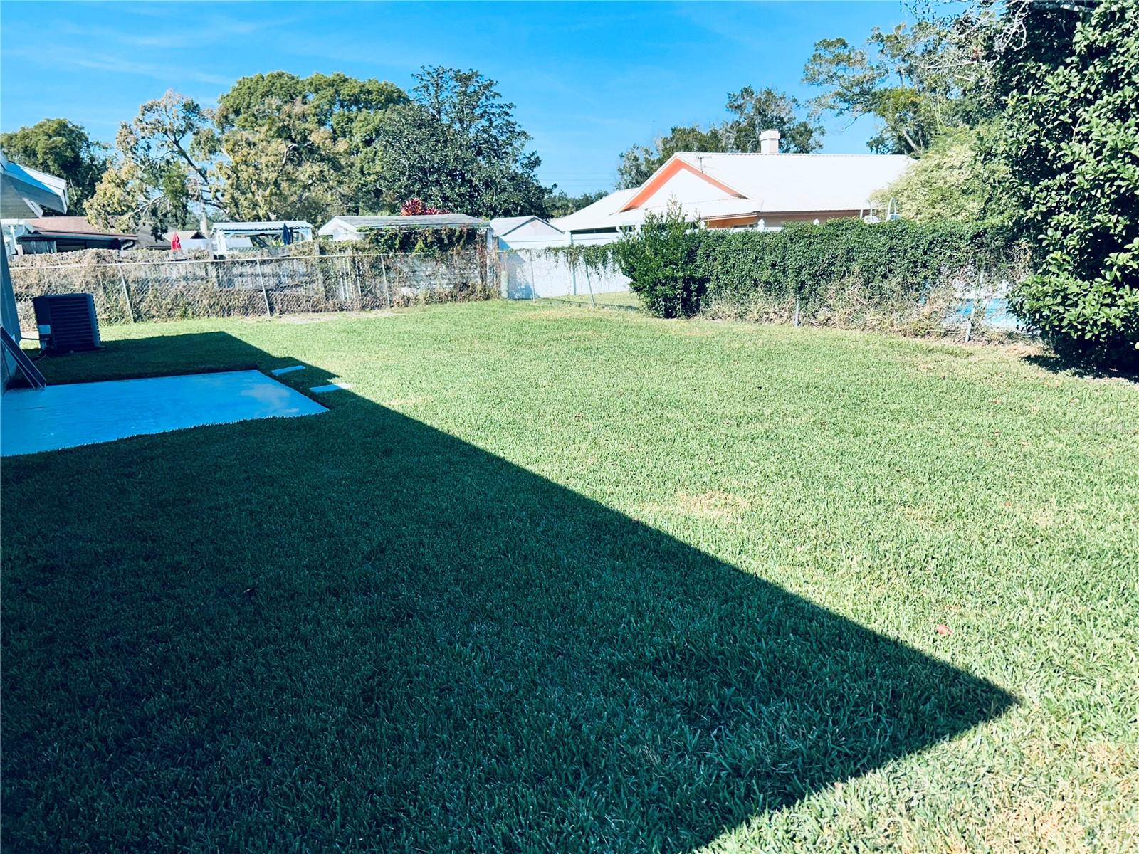 DOVER MANOR - Residential