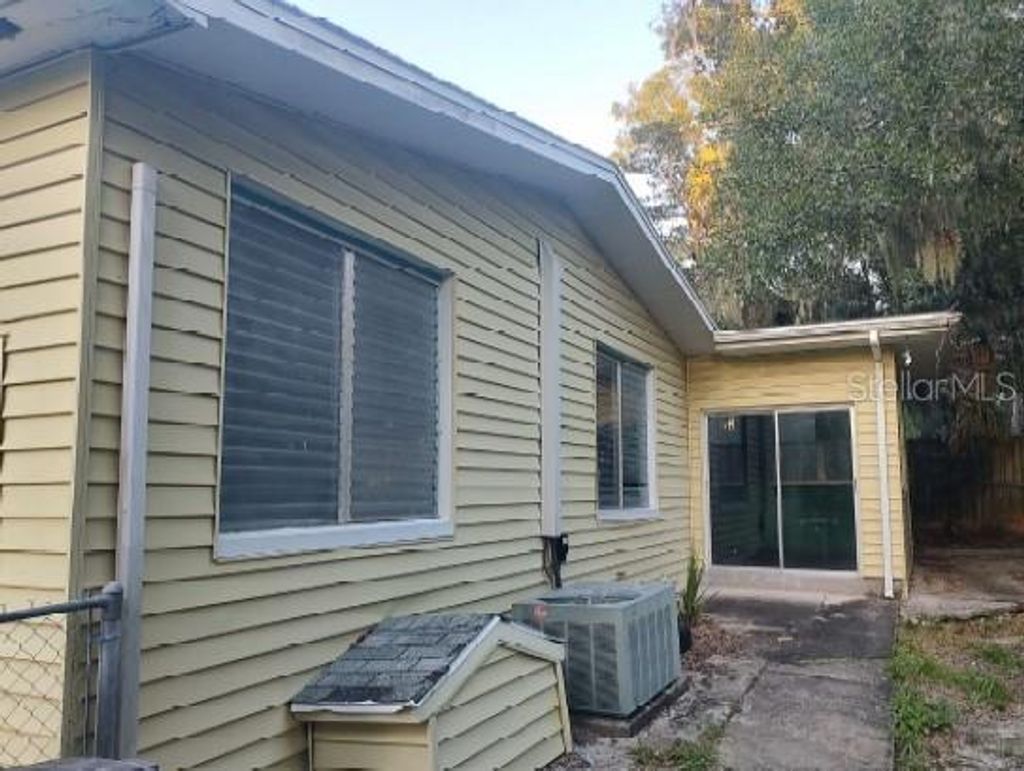 Photo of 405 Flormond Avenue, Ormond Beach, FL 32174 (MLS # O6363153)