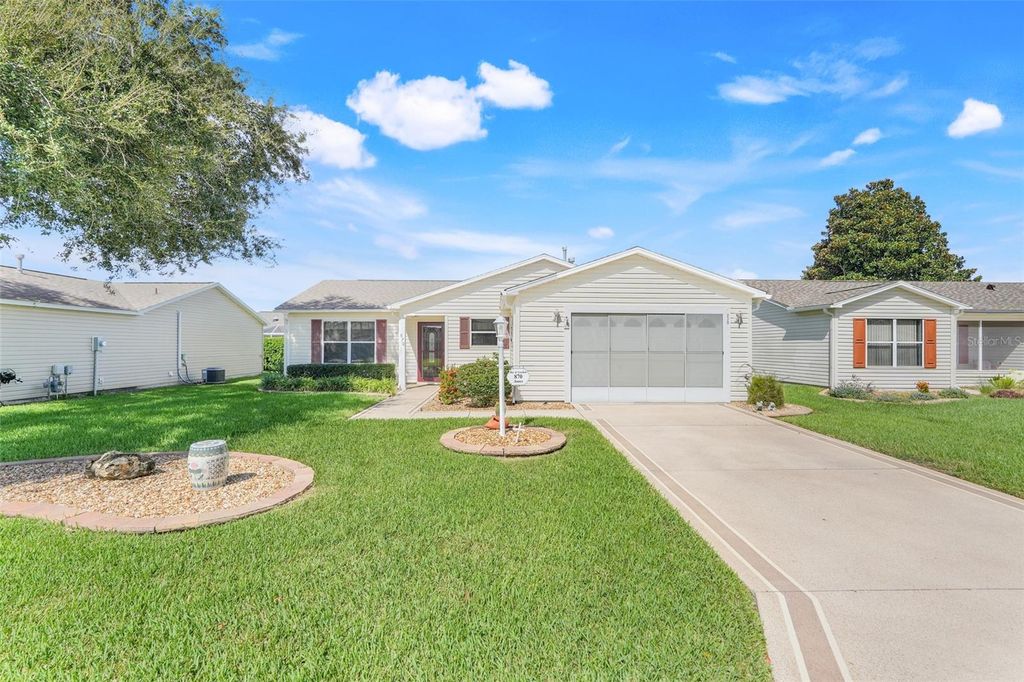 Photo of 870 Henderson Lane, The Villages, FL 32162 (MLS # G5101221)