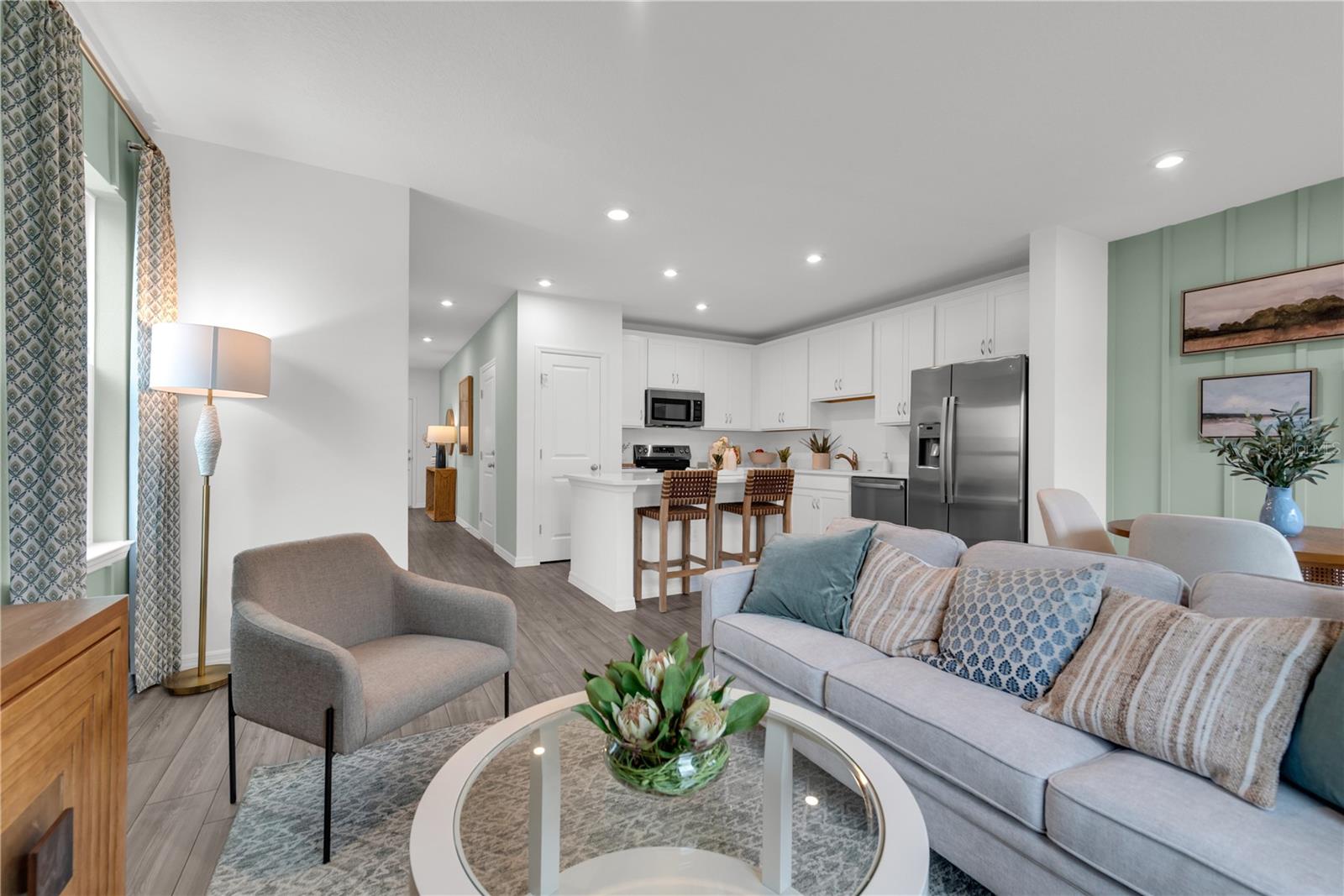 1520 FAN PALM DRIVE