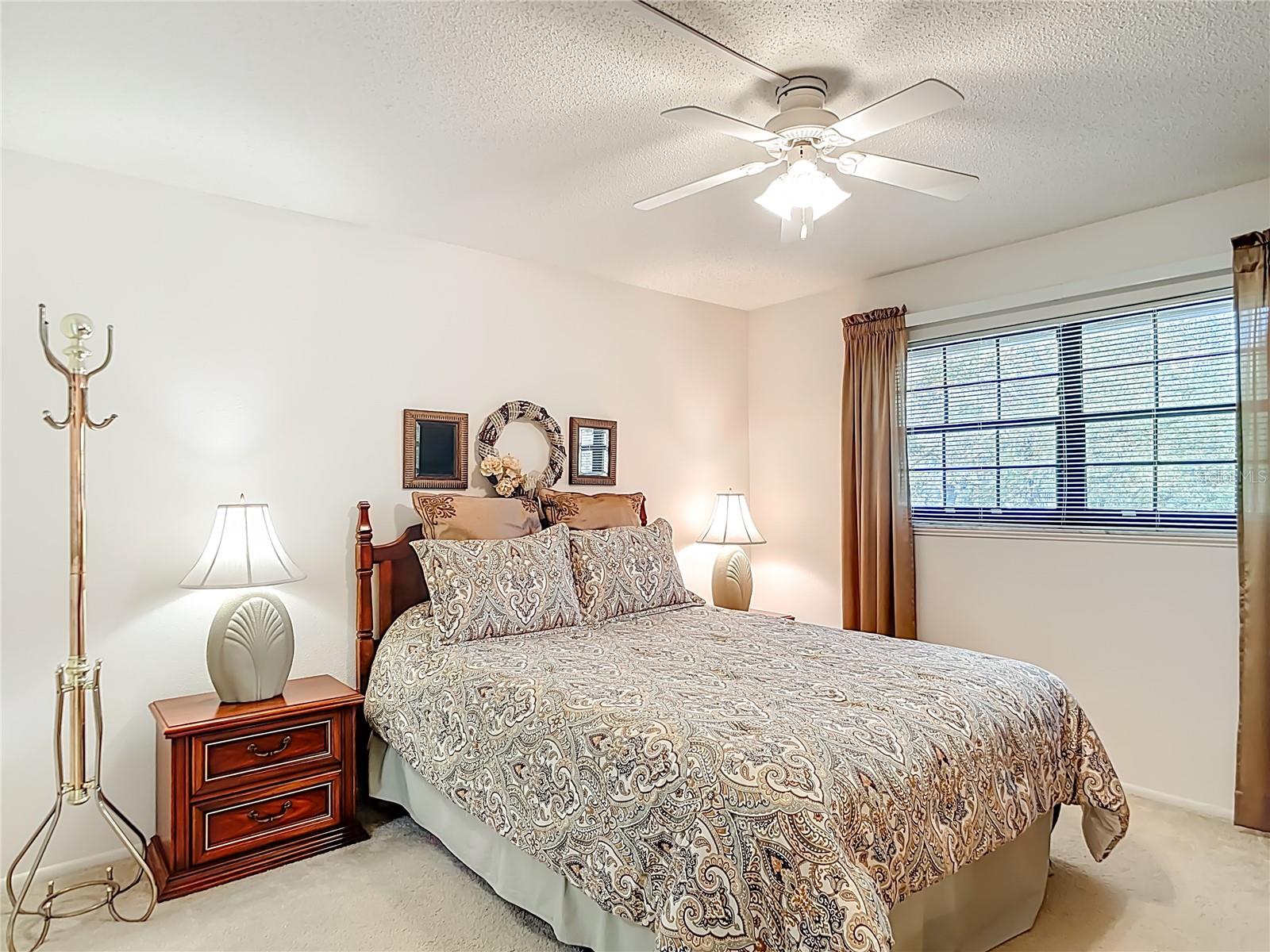 OAK FORREST - Residential